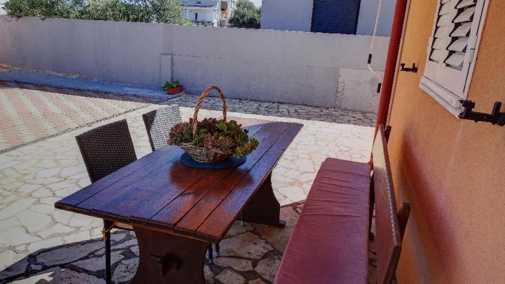 Studio Apartman I Mali Apartman Vir Buitenkant foto