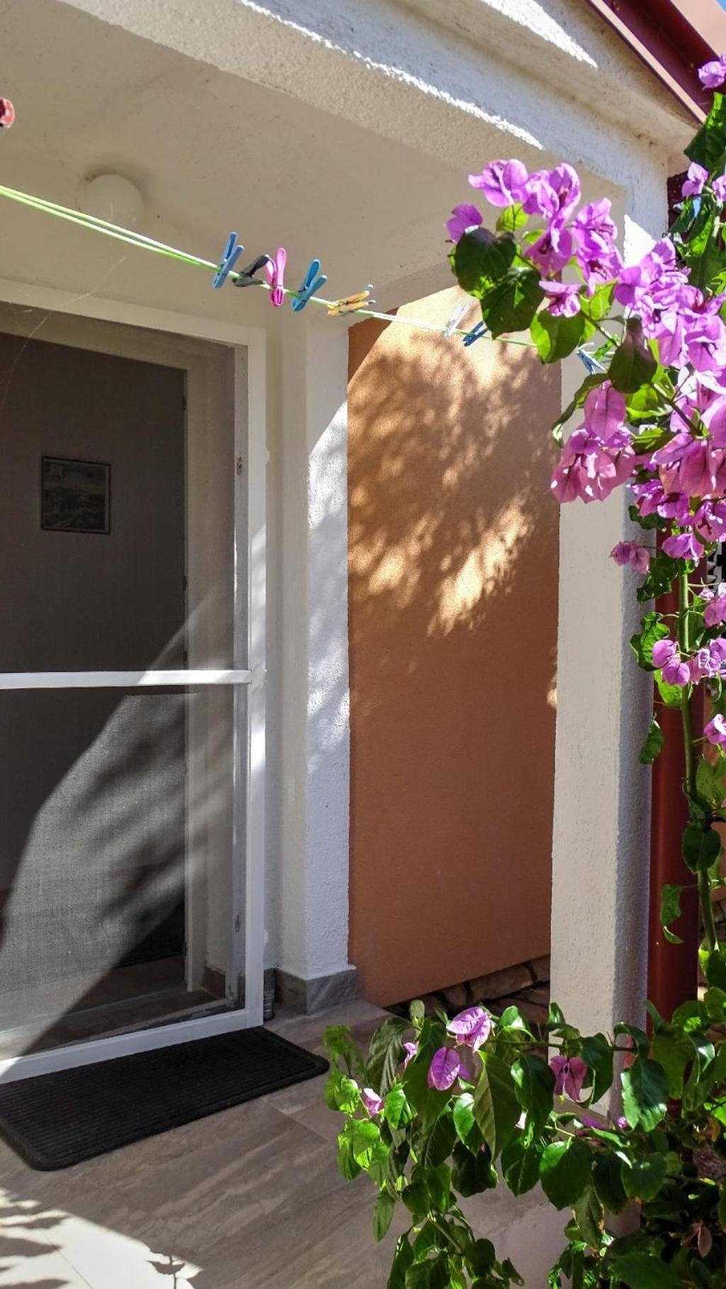 Studio Apartman I Mali Apartman Vir Buitenkant foto